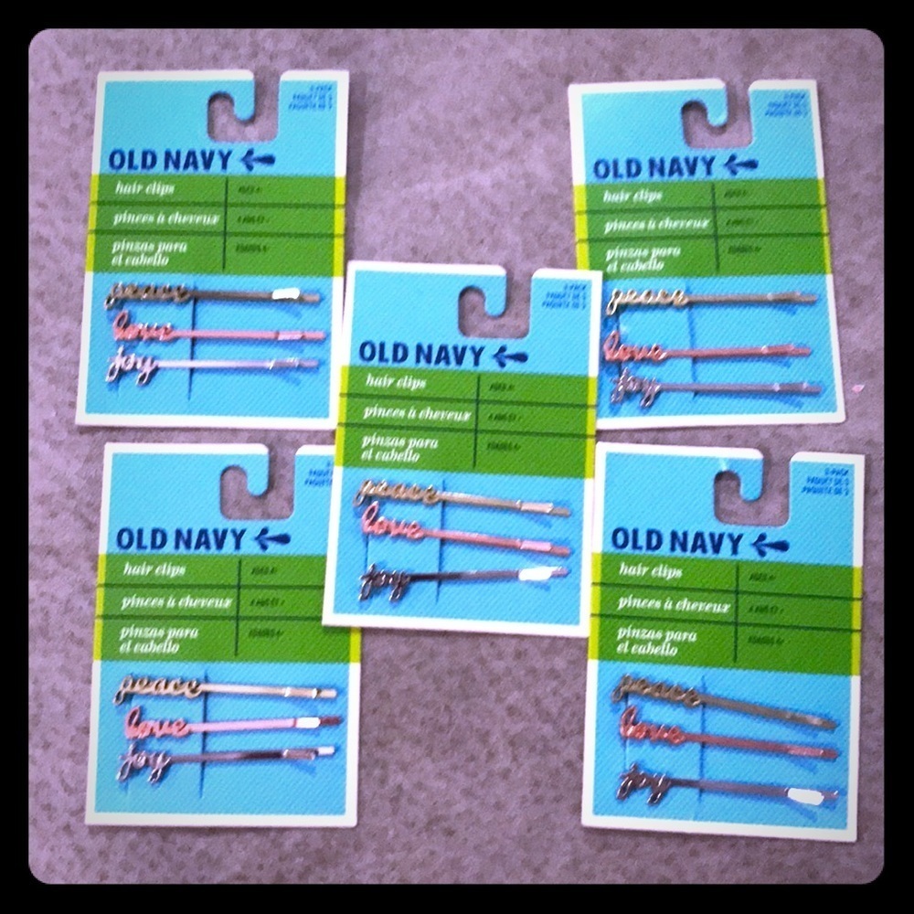 6/$20 New Five sets of Old Navy hair clips